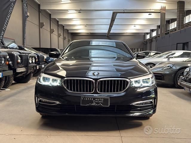 Usata BMW 540 Luxury Line 340 CV (250 kW) 2018 Nero metallizzato Station wagon