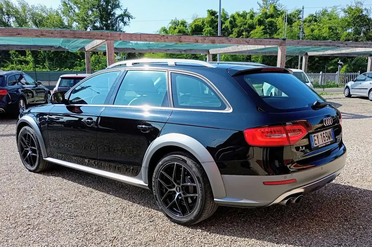 Usata Audi A4 Allroad Ambiente 190 CV (139 kW) 2015 Other Station wagon