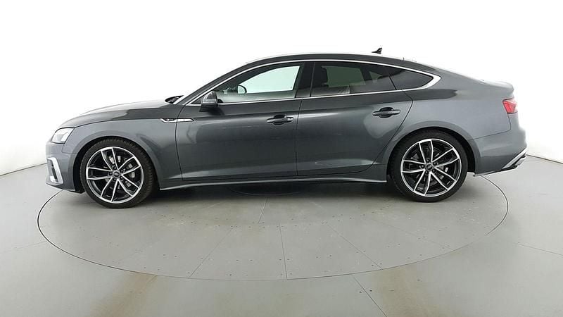 Usata Audi A5 Sportback S-Line 204 CV (150 kW) 2024 Grigio daytona perla Utilitaria