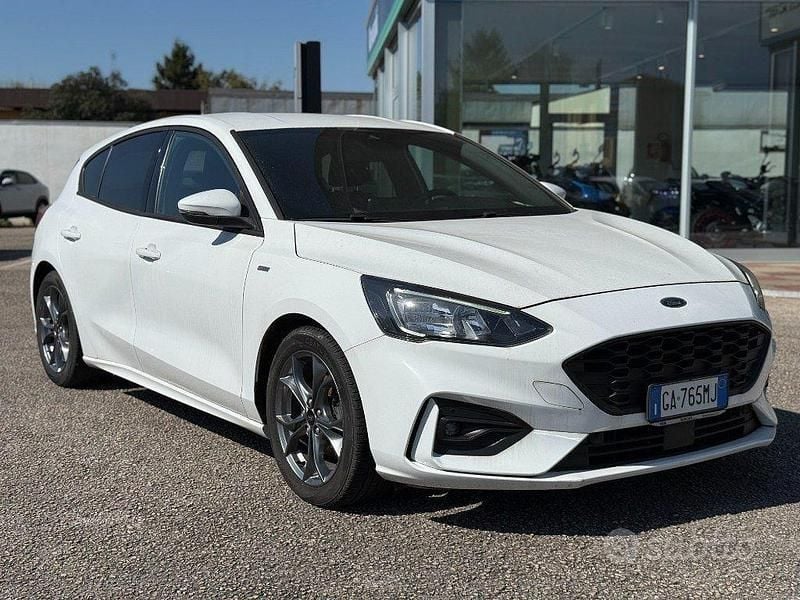 Usata Ford Focus ST-Line 125 CV (91 kW) 2020 Bianco Berlina