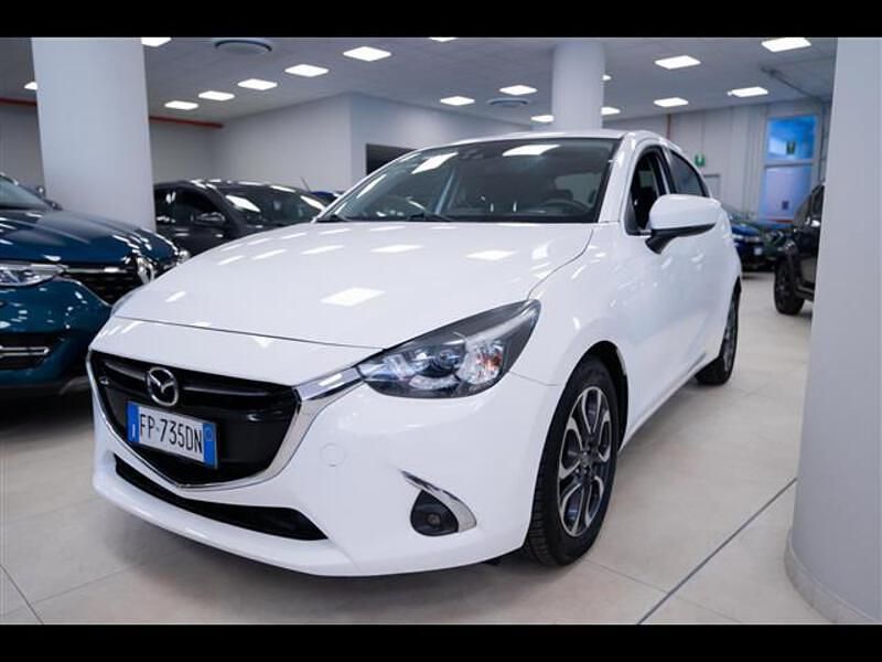 Grigio chiaro Usata 2018 Mazda 2 Exceed | 14.900 € (Molto cara) - Immagine 1/3