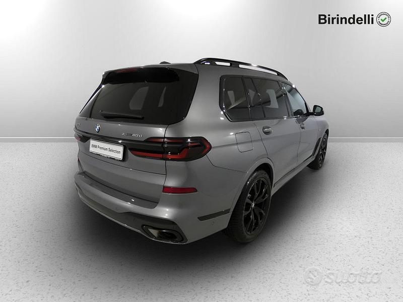 Begagnad BMW X7 Comfort Edition 352 HK (258 kW) 2025 Grå SUV