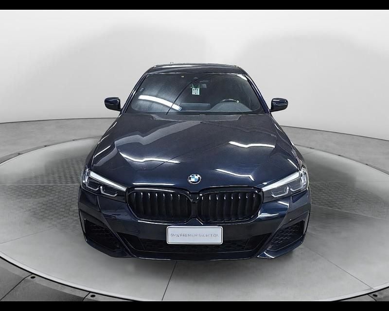 Usata 2024 BMW 520 Comfort Edition Tre volumi | 34.900 € (Super prezzo) - Immagine 1/1