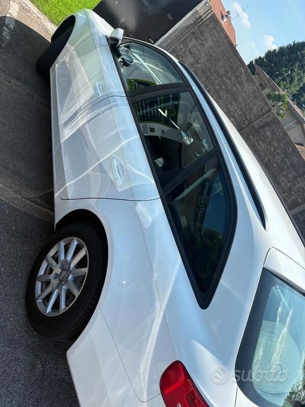 Usata Audi A4 120 CV (88 kW) 2014 Bianco Station wagon