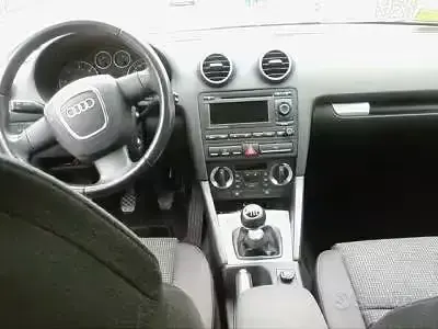 Usata Audi Cabriolet 200 CV (147 kW) 2011 Nero Cabrio