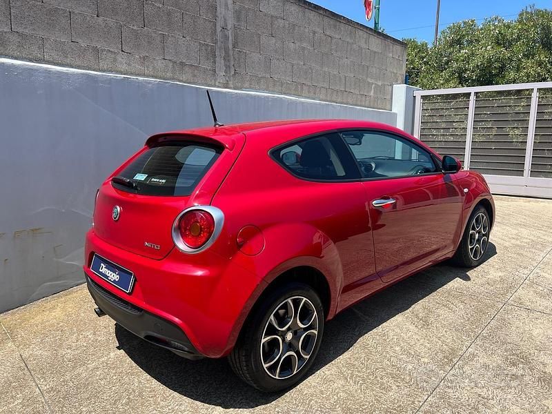 Usata Alfa Romeo MiTo Super 95 CV (69 kW) 2017 Rosso Utilitaria
