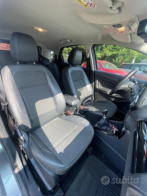 Usata Ford Ecosport Titanium 125 CV (91 kW) 2019 Grigio SUV