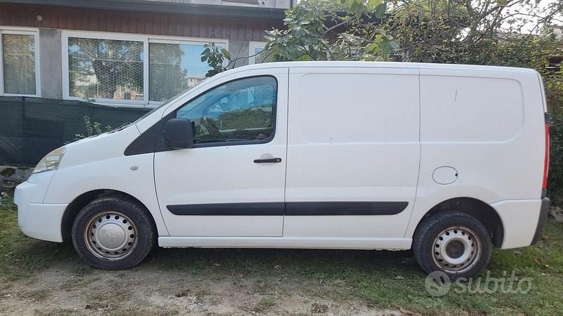 Usata Peugeot Expert 70 CV (51 kW) 2010 Bianco Furgone