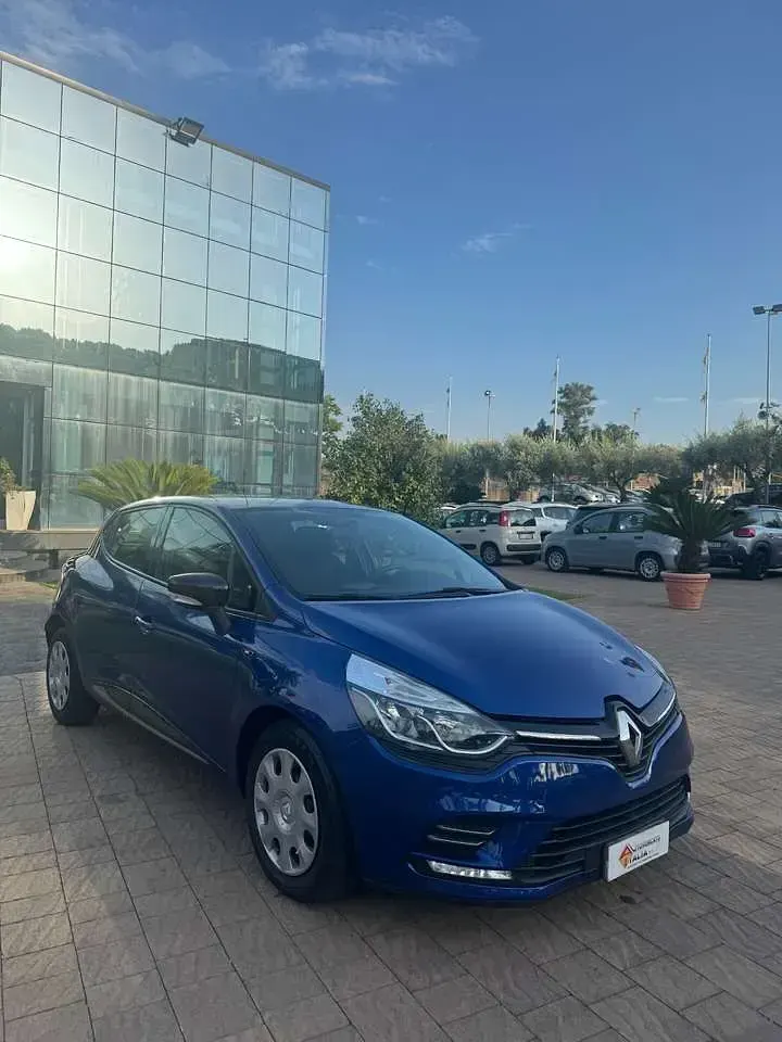 Usata Renault Clio IV Zen 90 CV (66 kW) 2019 Blu/azzurro Berlina