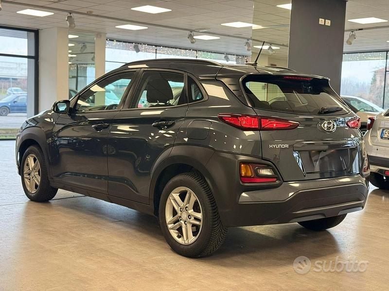 Usata Hyundai Kona Comfort 120 CV (88 kW) 2018 Grigio SUV