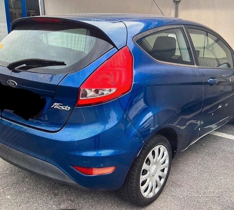Occasion Ford Fiesta 90 PK (66 kW) 2010 Blauw Hatchback