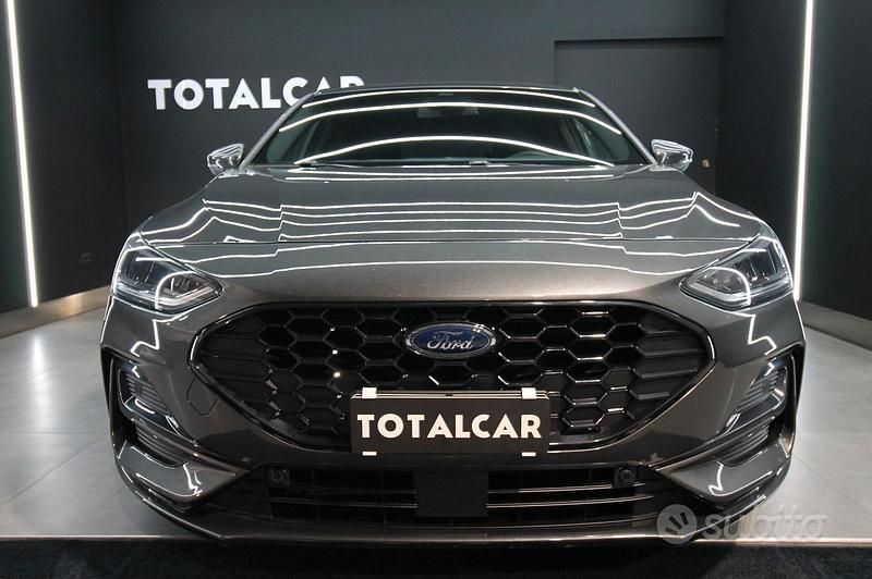 Usata Ford Focus ST-Line X 115 CV (84 kW) 2025 Grigio Berlina