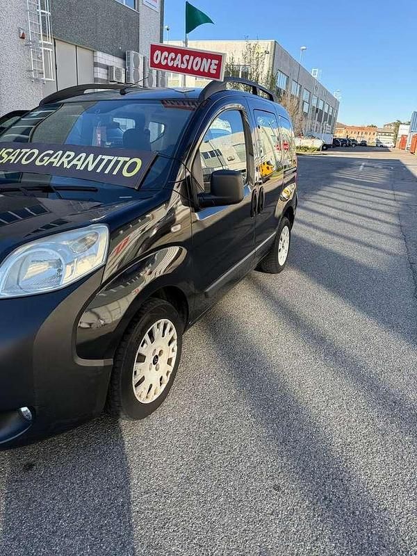 Usata Citroën Nemo XTR 75 CV (55 kW) 2013 Verde Monovolume