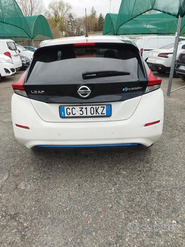 Usata Nissan Leaf 159 kW (217 CV) 2020 Bianco Utilitaria