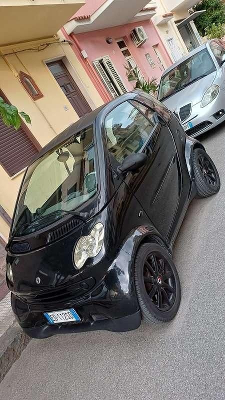 Usata 2006 Smart ForTwo Coupé Pure Coupé | 3000 € - Immagine 1/4