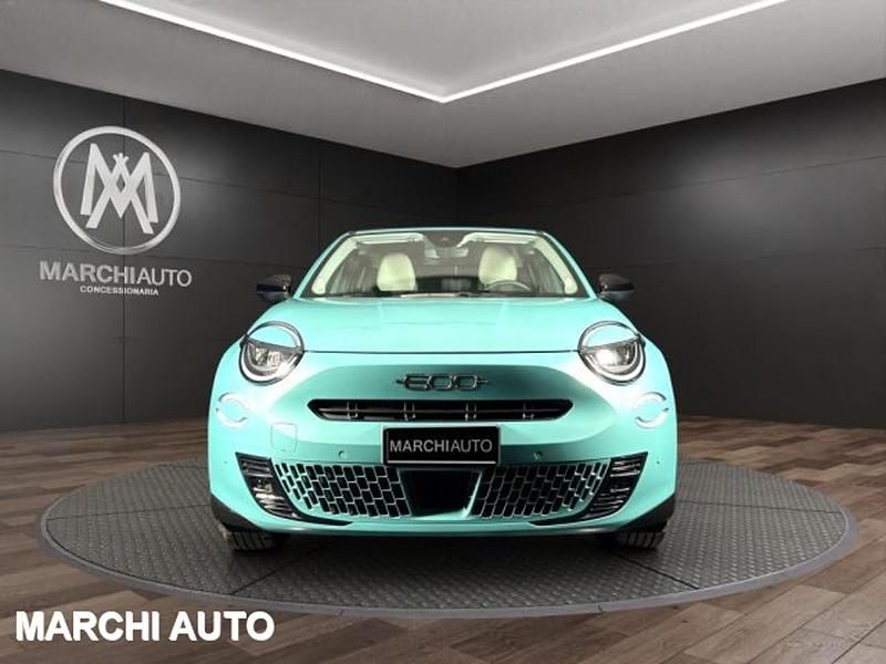 Usata Fiat 600E La Prima 61 kW (84 CV) 2024 Blu SUV