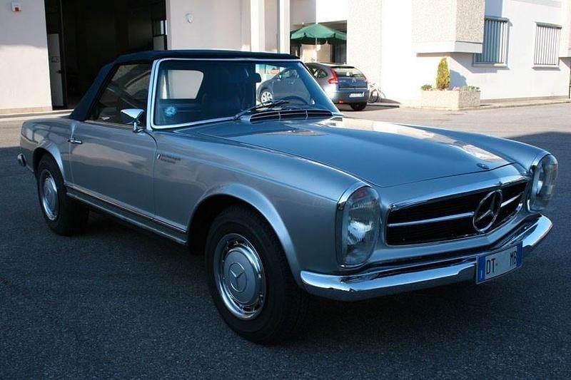 Usata Mercedes SL280 170 CV (125 kW) 1968 Argento Cabrio