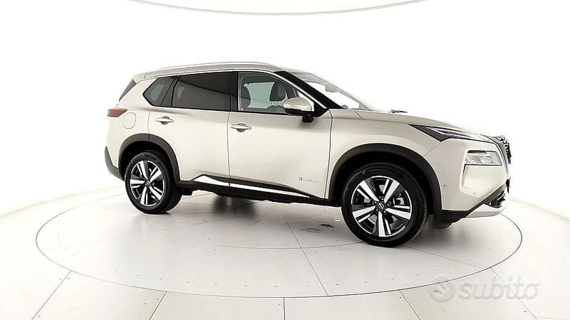 Usata Nissan X-Trail Tekna 158 CV (116 kW) 2023 Grigio SUV