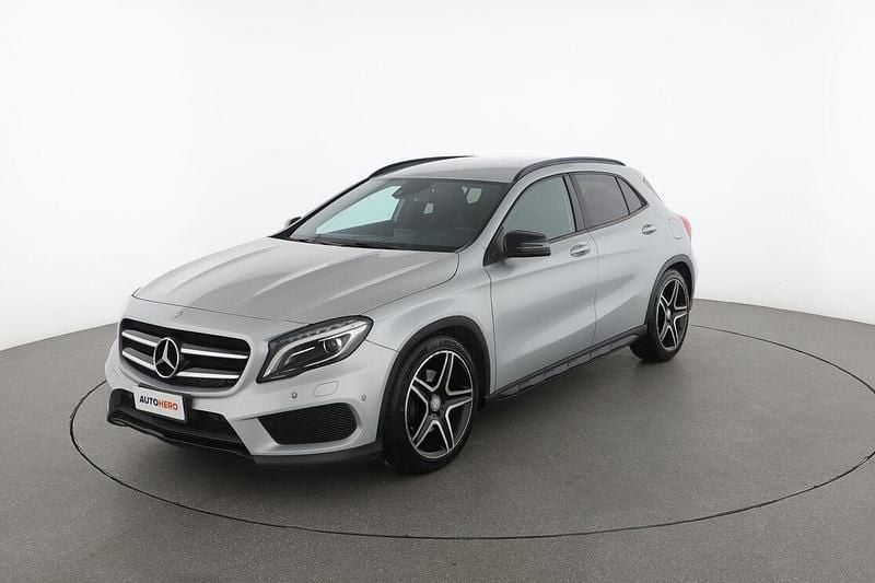 Usata Mercedes GLA220 Premium 170 CV (125 kW) 2015 Argento SUV