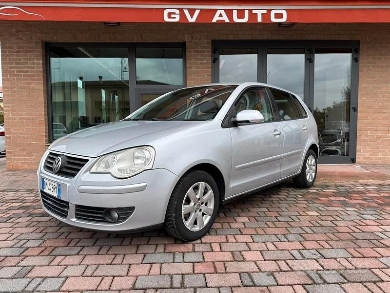 Usata VW Polo 80 CV (58 kW) 2008 Grigio Utilitaria