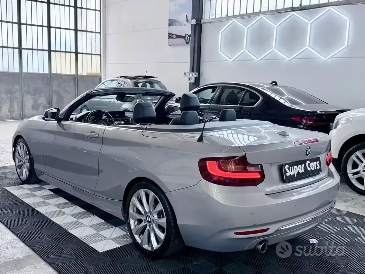 Usata BMW 218 Luxury Line 150 CV (110 kW) 2018 Marrone Cabrio