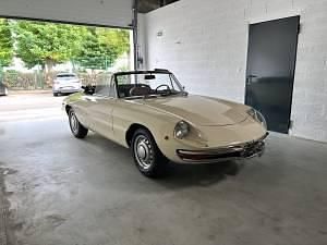 Usata Alfa Romeo Spider Veloce 118 CV (86 kW) 1968 Beige Cabrio