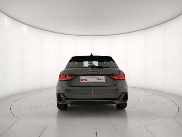 Usata Audi A1 Sportback S-Line 110 CV (80 kW) 2022 Z7 grigio chronos metallizzato Utilitaria