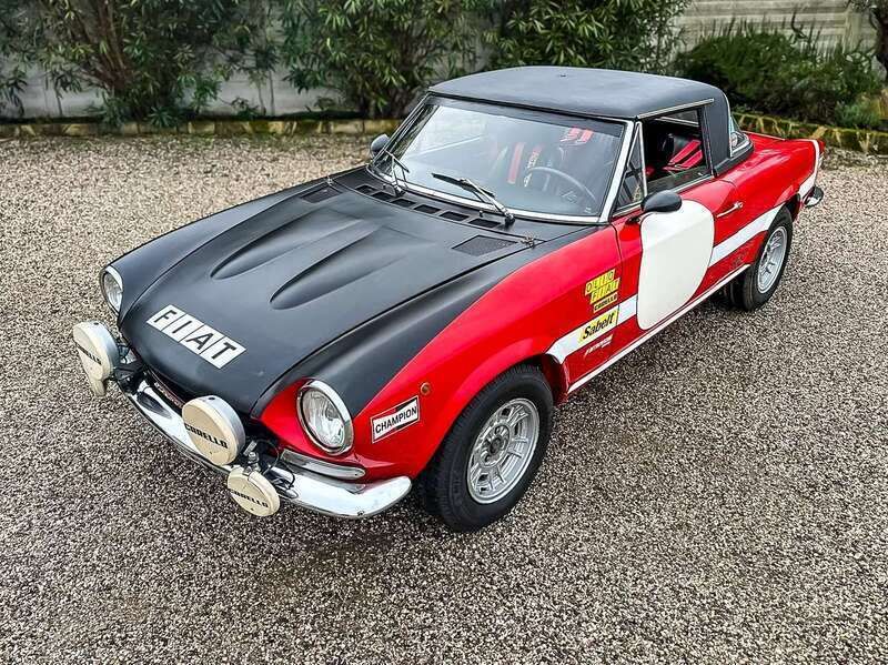 Usata Fiat 124 Spider Sport 90 CV (66 kW) 1968 Rosso Cabrio