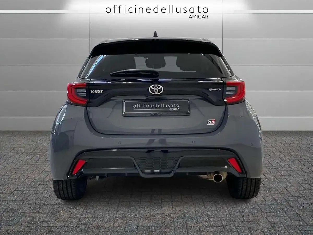 Usata Toyota Yaris Sport 131 CV (96 kW) 2025 Other Utilitaria