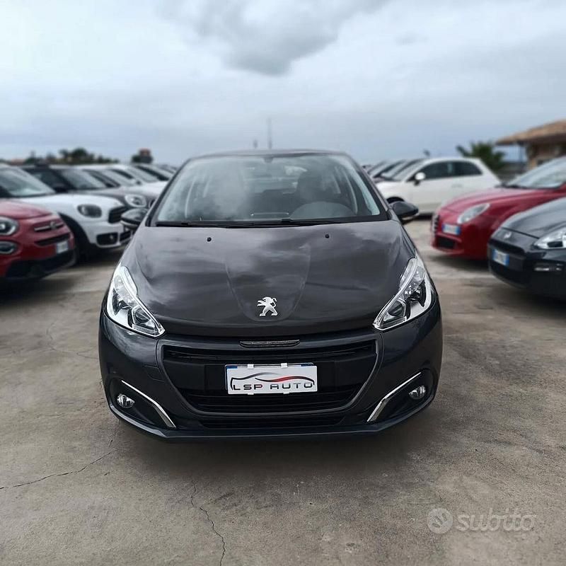 Usata Peugeot 208 75 CV (55 kW) 2016 Grigio Utilitaria