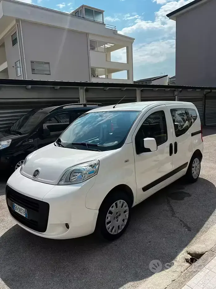 Usata Fiat Qubo Dynamic 70 CV (51 kW) 2012 Bianco Monovolume