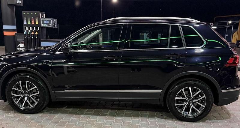 Usata VW Tiguan Life 122 CV (89 kW) 2022 Nero SUV