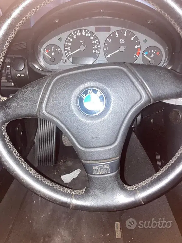 Usata BMW Z3 Efficient Dynamics 140 CV (102 kW) 1997 Blu Cabrio