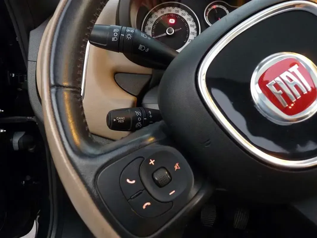 Usata Fiat 500L Lounge 120 CV (88 kW) 2014 Verde Monovolume