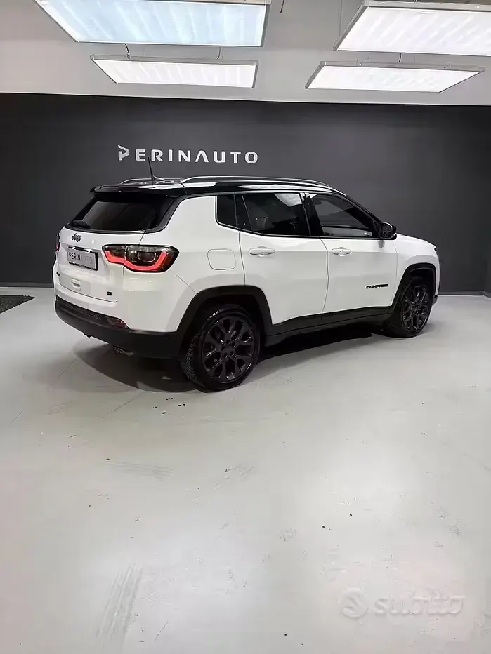 Usata Jeep Compass 180 CV (132 kW) 2021 Bianco SUV