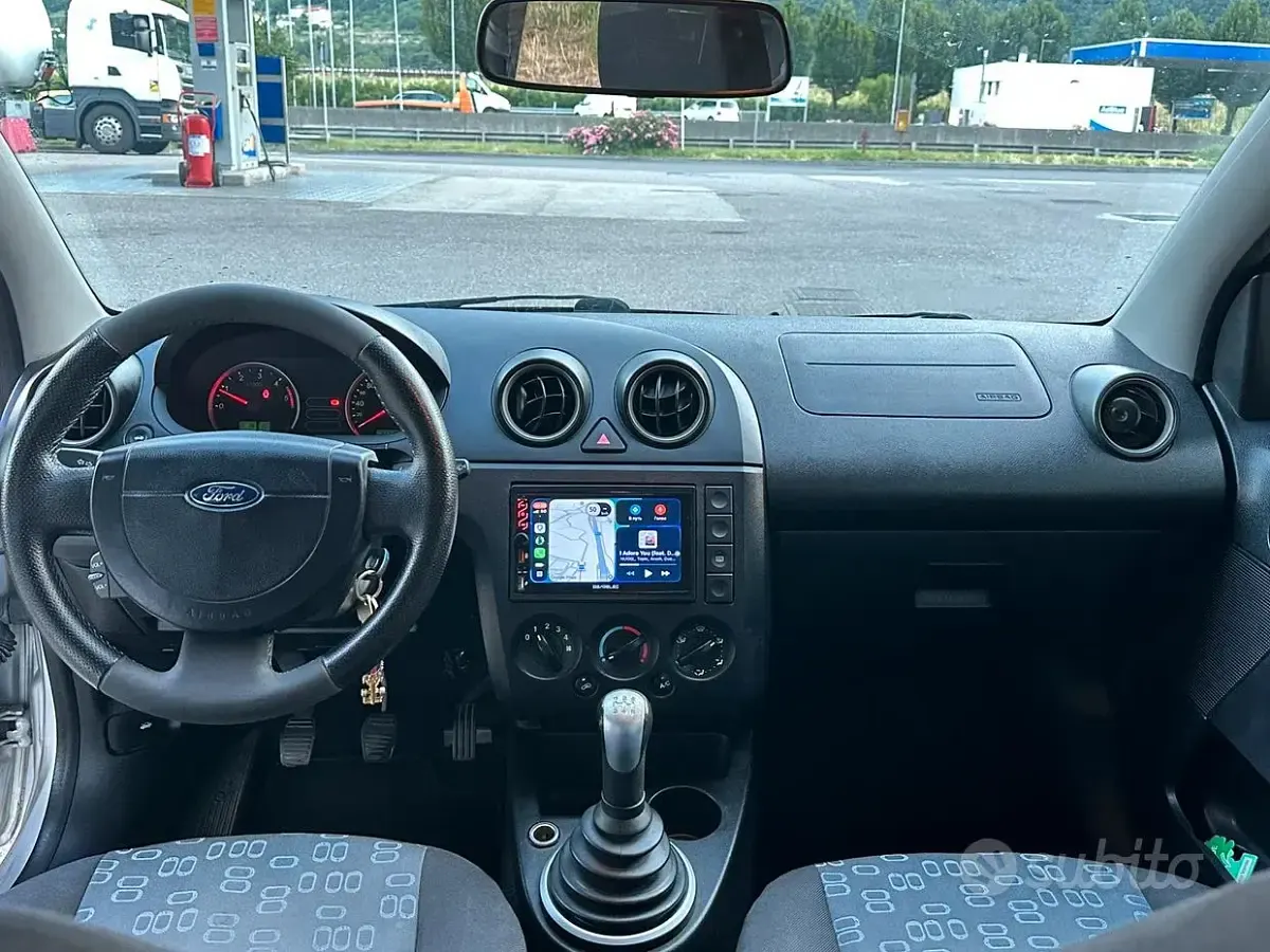 Usata Ford Fiesta 68 CV (50 kW) 2005 Utilitaria