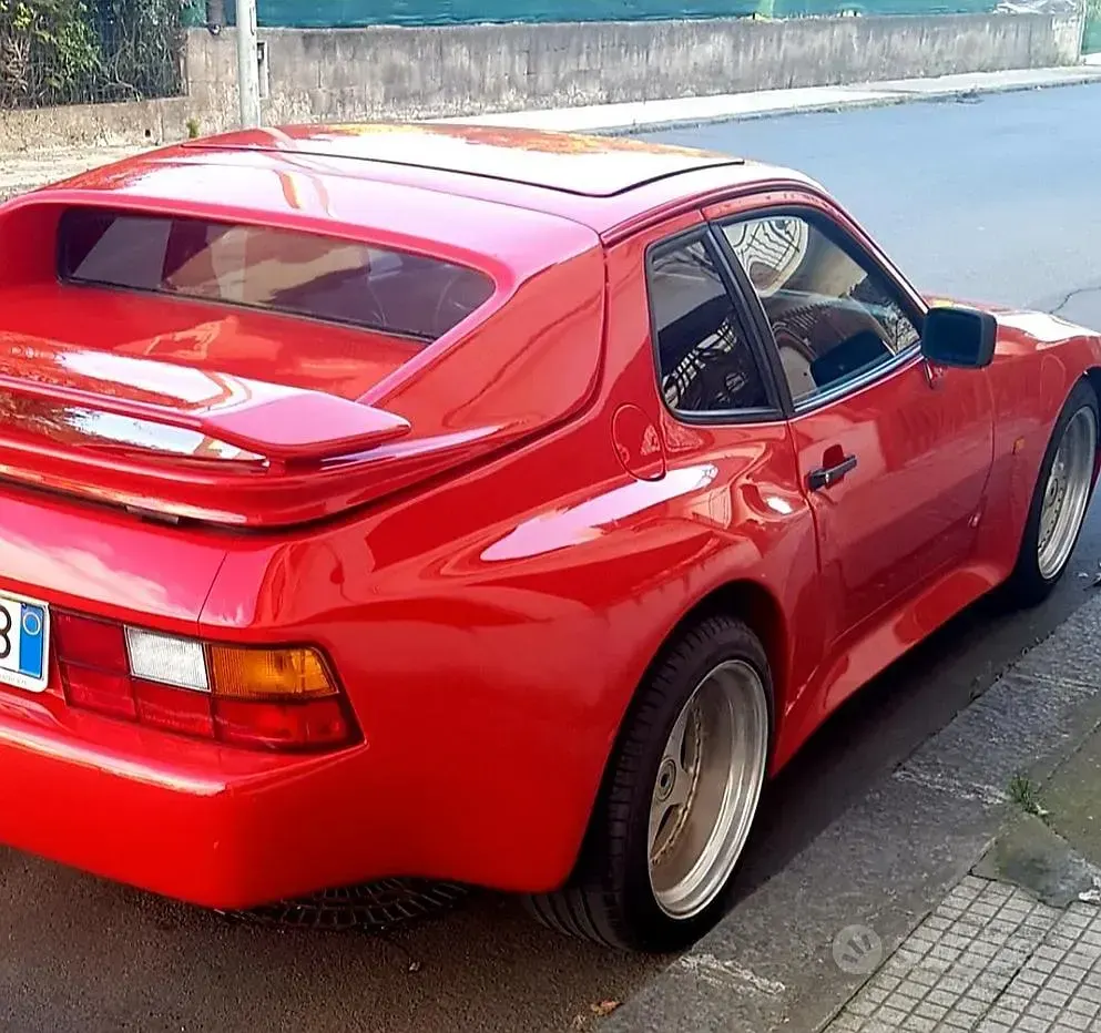 Usata Porsche 944 163 CV (119 kW) 1982 Rosso Coupé