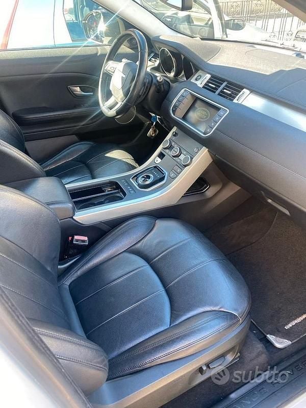 Usata Land Rover Range Rover evoque 150 CV (110 kW) 2018 Bianco Station wagon