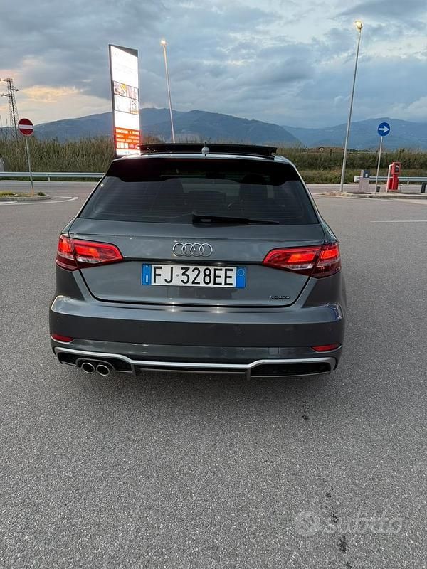 Usata Audi A3 Comfort 184 CV (135 kW) 2018 Grigio Berlina