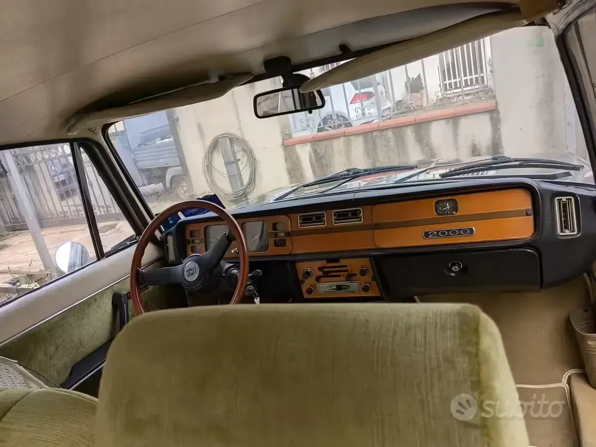Usata Lancia 2000 1970 Grigio Berlina