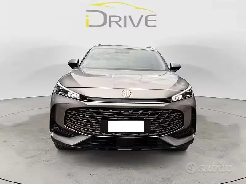 Usata MG HS Luxury 170 CV (125 kW) 2025 Grigio SUV