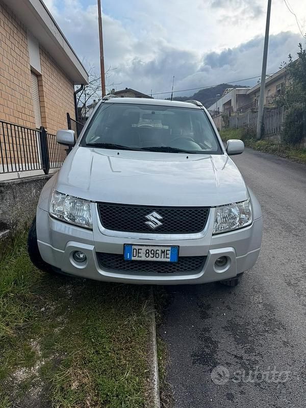 Usata Suzuki Grand Vitara 2007 Grigio SUV