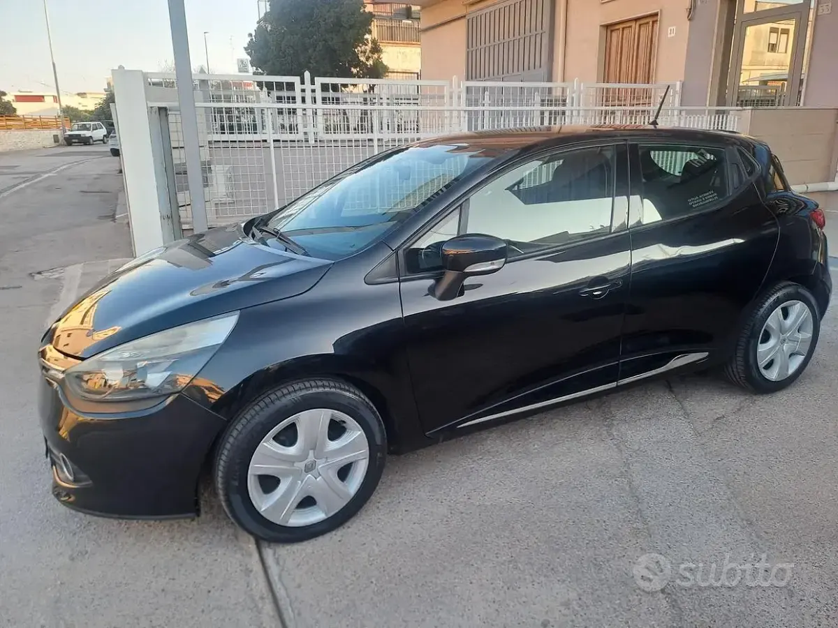 Usata Renault Clio IV 75 CV (55 kW) 2015 Nero Berlina