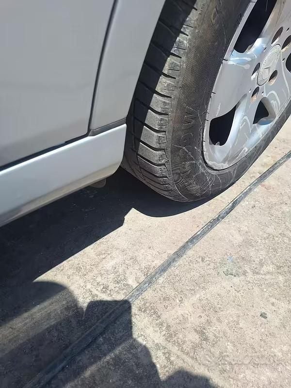 Usata Mercedes E280 2006 Grigio Station wagon