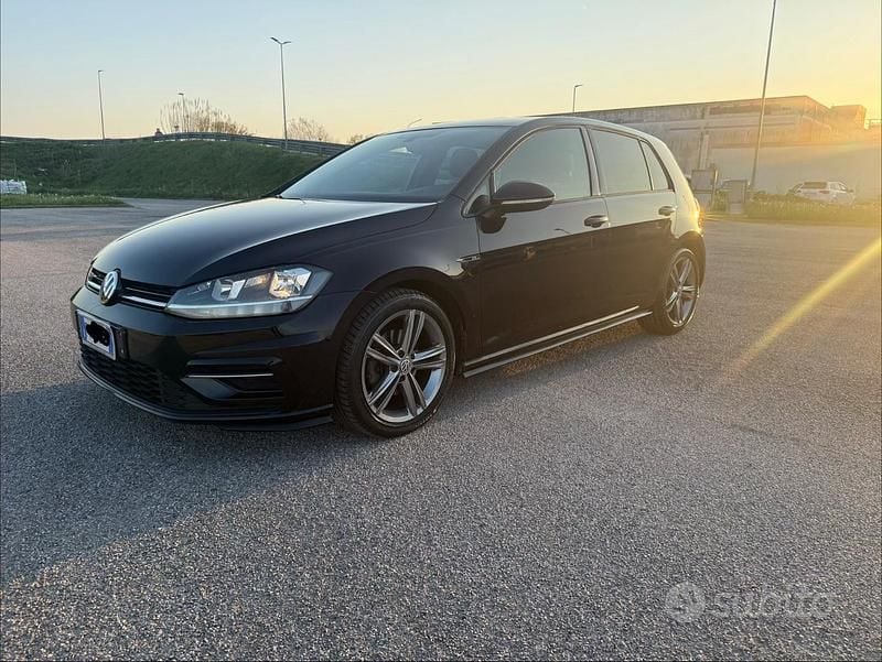 Usata VW Golf VII R-line 150 CV (110 kW) 2019 Nero Berlina