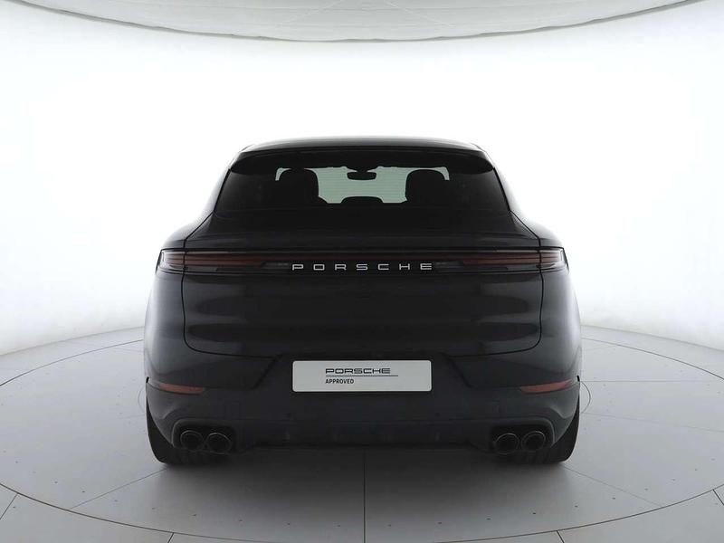Usata Porsche Cayenne Coupe 354 CV (260 kW) 2023 Nero cromite metallizzato Coupé