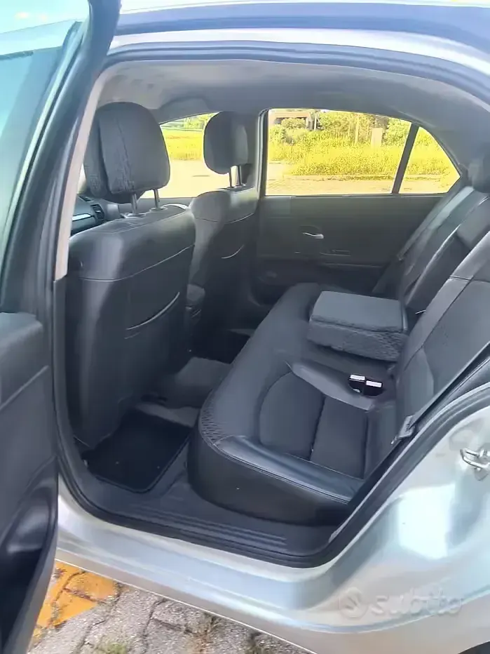 Usata Renault Laguna II 150 CV (110 kW) 2006 Grigio Berlina