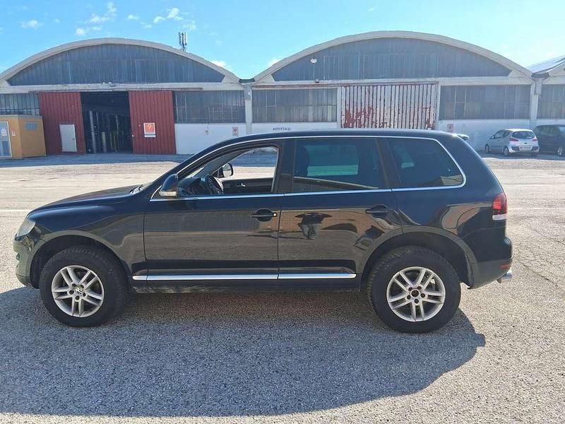 Nero Usata 2008 VW Touareg Exclusive SUV | 4000 € (Super prezzo) - Immagine 1/4