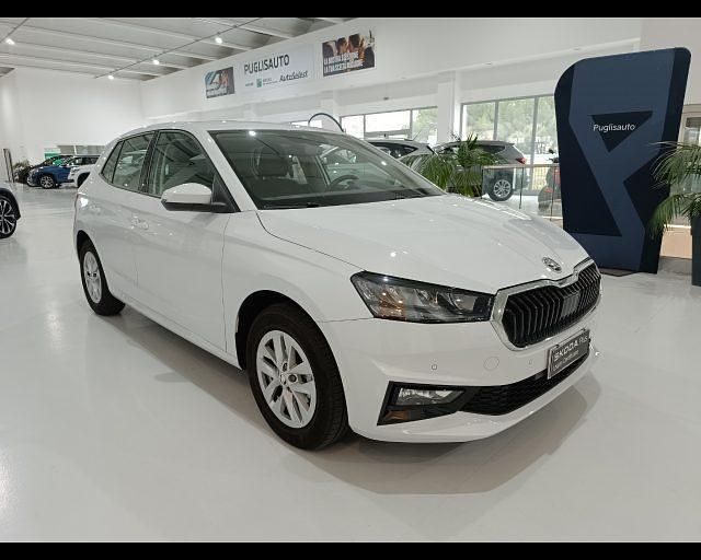 Bianco Usata 2024 Skoda Fabia Selection Due volumi | 16.500 € (Buon prezzo) - Immagine 1/4