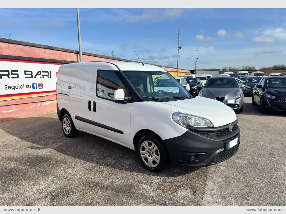 Usata Fiat Doblò 95 CV (69 kW) 2017 Bianco Monovolume